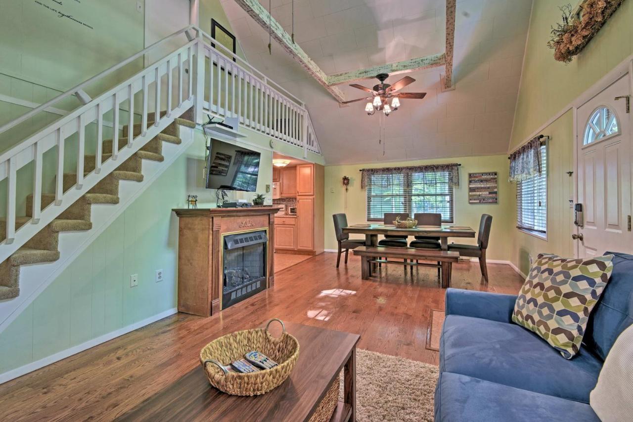 Cozy Poconos With Fire Pit And Spacious Deck! * Pocono Lake